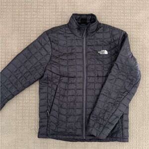 The North Face Men's Dark Gray Thermoball Eco Puffer Jacket